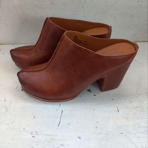 Kork-Ease Sagano Leather Wrapped Mule. Brown. Size 9